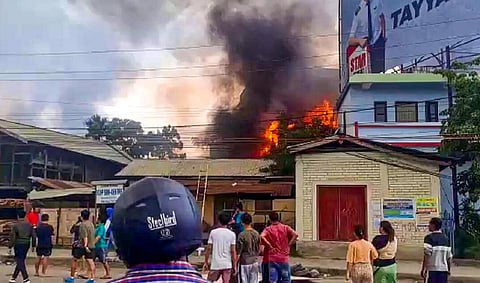 மணிப்பூரில் கலவரம்