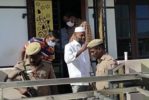 என்ஐஏ அதிகாரிகள் சோதனை