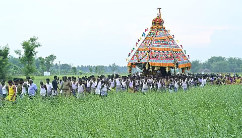 கும்பகோணம் | நாகரசம்பேட்டை அழகு நாச்சியம்மன் கோயிலில் துாக்கு தேர் திருவிழா