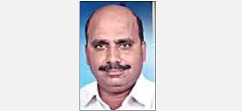 பெண் வழக்கறிஞரிடம் தவறாக நடக்க முயன்றதாக திண்டுக்கல் மாவட்ட காங்கிரஸ் தலைவர் கைது