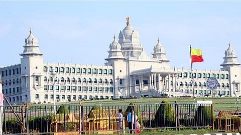 கர்நாடகத் தேர்தல் - தொங்கு சட்டசபைக்கு வாய்ப்பு