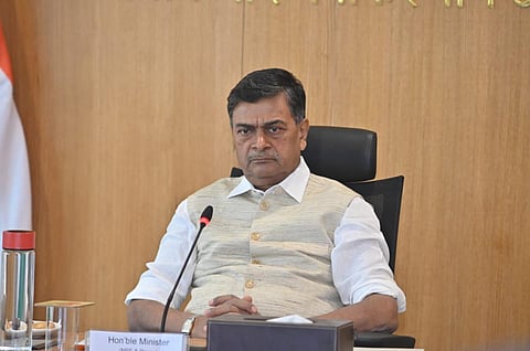 கிராமங்களில் மின் விநியோகம் | தமிழகத்தில் தேசிய சராசரியைவிட அதிகம்: மத்திய அமைச்சர் ஆர்.கே.சிங் பாராட்டு