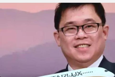 தாமதமான விமானம்: ஜப்பான் சென்று பயணிகளிடம் மன்னிப்பு கேட்ட தைவான் விமான நிறுவன தலைவர்!