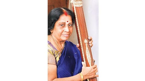 32 பாடல்கள் லீலைகள்!