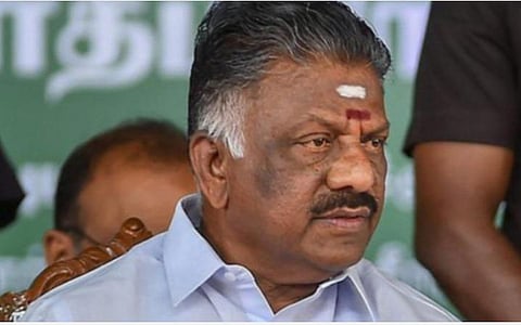 காவல் நிலையங்களில் பதியப்பட்டுள்ள ஜல்லிக்கட்டு தொடர்பான வழக்குகளை தமிழக அரசு திரும்பப் பெற வேண்டும்: ஓபிஎஸ் வலியுறுத்தல்