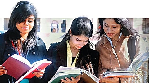 பொதுப் பாடத்திட்டம்: போதாமைகள் களையப்பட வேண்டும்!