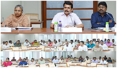 அமைச்சர் செந்தில்பாலாஜி  தலைமையில்  அனைத்து துணை மற்றும் உதவி  ஆணையர்கள் (கலால்)  உடனான ஆய்வுக் கூட்டம் நடந்தது