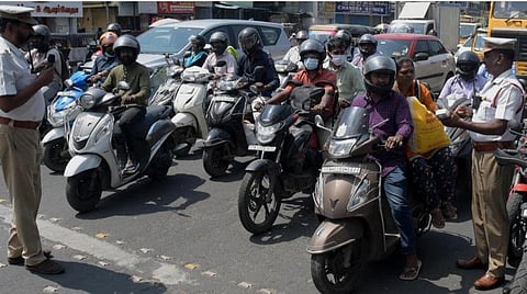 சென்னை | போக்குவரத்து விதிமீறல்கள்: ரூ.13 கோடி அபராதம்