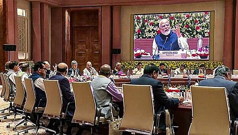 பிரதமர் தலைமையிலான நிதி ஆயோக் கூட்டத்தை 8 முதல்வர்கள் புறக்கணித்தது பொறுப்பற்ற செயல்: பாஜக