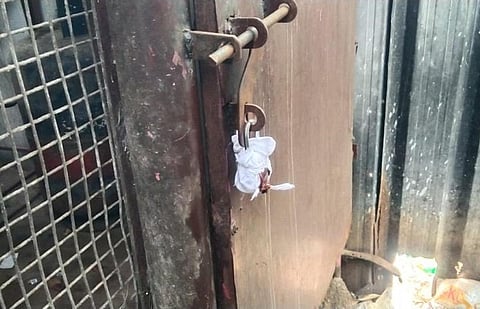 சேலம் மாவட்டத்தில் உரிமம் இன்றி செயல்பட்டு வந்த 27 மதுபான பார்களுக்கு சீல் வைப்பு