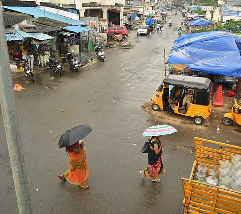 தமிழகத்தில் 4 நாட்களுக்கு மழை பெய்ய வாய்ப்பு
