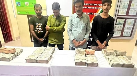 சென்னை | ரயில் நிலையத்தில் சிக்கிய ரூ.1.58 கோடி: ஹவாலா பணமா என 4 பேரிடம் விசாரணை