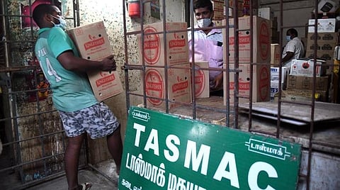 டாஸ்மாக் ஊழியர்களிடம் அடாவடி வசூலை தடுக்க வேண்டும்: சென்னை மாவட்ட மேலாளருக்கு 9 சங்கங்கள் கடிதம்