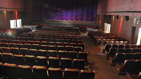 கேரளாவில் இன்றும் நாளையும் திரையரங்குகள் மூடல் 