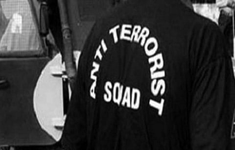 சர்வதேச பயங்கரவாத அமைப்புடன் தொடர்புடைய 4 பேர் குஜராத்தில் கைது