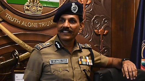 சிகிச்சையின்போது நோயாளி மரணம் அடைந்தால் மருத்துவர் மீது வழக்கு பதிவு செய்ய வழிமுறை என்ன?