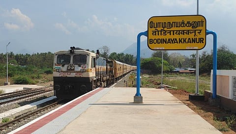 கோவை ரயிலை போடி வரை நீட்டிக்க திண்டுக்கல் எம்.பி.-க்கு தேனி பயணிகள் கோரிக்கை