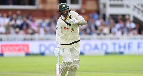 தலையில் அடிவாங்கி ‘பதிலி வீரர்’ பெறுவதற்காக லயன் களமிறக்கப்பட்டாரா? - எழும் சர்ச்சைகள்