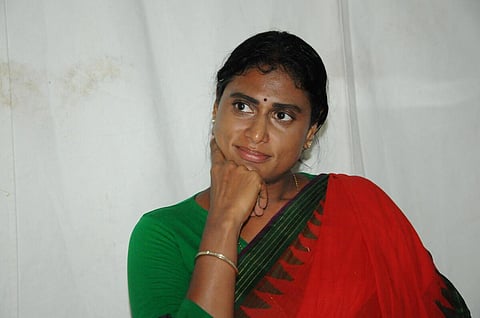 ராகுலுக்கு நன்றி தெரிவித்த ஒய்.எஸ்.ஷர்மிளா - விரைவில் காங்கிரஸில் இணைகிறாரா?