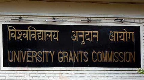 பல்கலைக்கழகங்கள், கல்லூரிகளில் ஆசிரியர் பணியிடங்களை உடனடியாக நிரப்ப வேண்டும்: மாநில அரசுகளுக்கு யுஜிசி அறிவுறுத்தல்