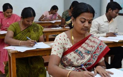 பதவி உயர்வுக்கு டெட் தேவையில்லை: அரசு கொள்கை முடிவாக அறிவிக்க கோரிக்கை