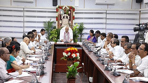 ஸ்ரீவாணி அறக்கட்டளை குறித்த வதந்திகள்: தேவஸ்தான நிர்வாக அதிகாரி வேண்டுகோள்