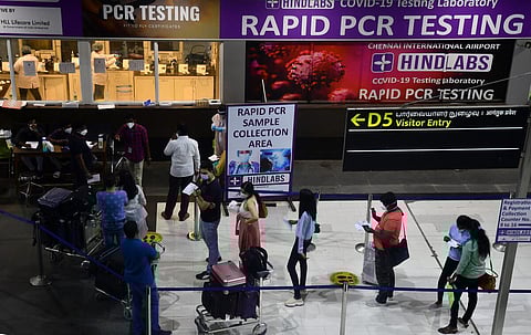 சர்வதேச பயணிகளுக்கான RT-PCR பரிசோதனை கைவிடப்படுவதாக மத்திய அரசு அறிவிப்பு