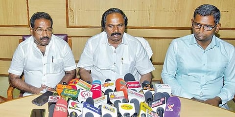 கனிமவளம் கொண்டு செல்லும் வாகனங்களுக்கு கட்டுப்பாடு: குமரியில் ஆக.1 முதல் நடைமுறை