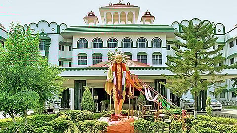 நியோ - மேக்ஸ் மோசடியில் தலைமறைவு நபர்களுக்கு முன்ஜாமீன் வழங்க ஆட்சேபம்: உயர் நீதிமன்றத்தில் குவியும் இடையீட்டு மனுக்கள்