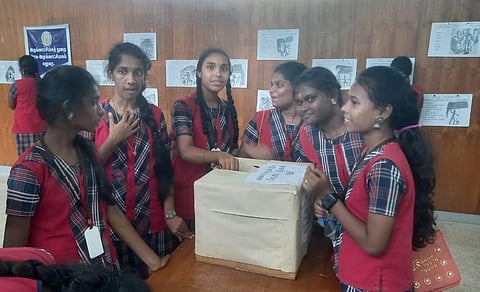 மதுரை அரசு அருங்காட்சியகத்தில் கலைஞர் நூற்றாண்டு விழா நடுகல் கண்காட்சி நிறைவு