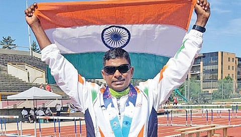 உலக அளவிலான 5,000 மீட்டர் வேக நடை போட்டியில் 3-வது முறையாக தங்கம் வென்ற விருதுநகர் எஸ்.ஐ.