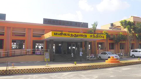 தமிழகத்தில் 18 நிலையங்கள் உட்பட 508 ரயில் நிலையங்களை மேம்படுத்தும் பணி: பிரதமர் நாளை அடிக்கல் நாட்டுகிறார்