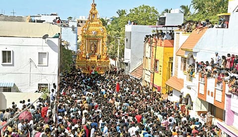 பனிமய அன்னையின் தங்கத் தேரை செப்.8 வரை பக்தர்கள் கண்டுகளிக்க ஏற்பாடு