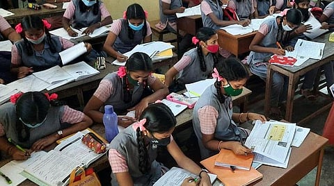 பிளஸ் 1 மாணவர்கள் உதவித்தொகை பெற தயாரா?