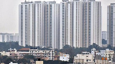 அடுக்குமாடி குடியிருப்புகளுக்கு பதிவுக் கட்டணம் உயர்த்தப்படவில்லை: தமிழக அரசு விளக்கம்