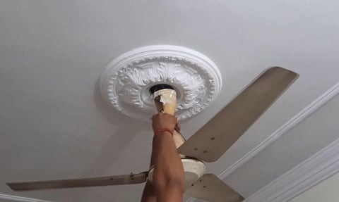 மாணவர்களின் தற்கொலையை தடுக்க 'ஸ்பிரிங்' சீலிங் ஃபேன்கள் - ராஜஸ்தானில் புதிய முயற்சி