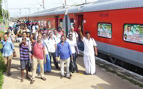 துவாரகா விரைவுச் சாலை செலவு விவகாரம் முதல் மதுரை அதிமுக மாநாடு வரை | செய்தித் தெறிப்புகள் 10 @ ஆக.19, 2023