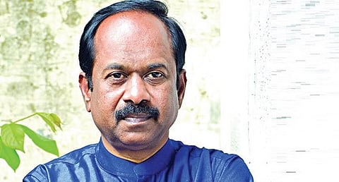 எழுத்தாளர் ஆனேன்: மு.குலசேகரன் | பறத்தலாகும் எழுதுதல்