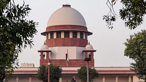 பாலியல் வன்கொடுமையால் உருவான கருவை சுமக்க எப்படி நிர்பந்திக்க முடியும்? - உச்ச நீதிமன்றம் காட்டம்