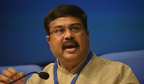 மத்திய கல்வித் துறை அமைச்சர் தர்மேந்திர பிரதான்