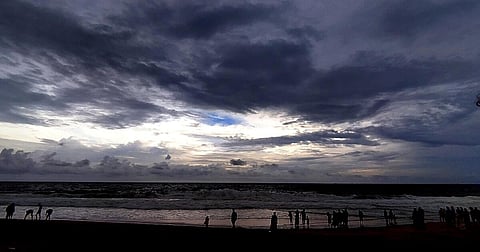 தமிழகத்தில் இன்று கனமழை பெய்ய வாய்ப்பு - வங்கக்கடலில் புதிய காற்றழுத்தம்