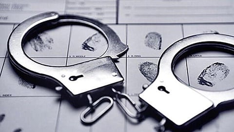 தொழிலதிபரிடம் பணம் கேட்டு மிரட்டிய ஐபிஎஸ் அதிகாரி உட்பட 9 பேர் அசாமில் கைது