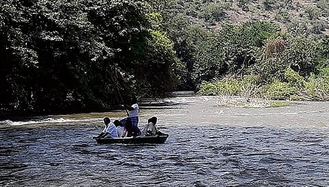 காலியாகிறது தெங்குமரஹாடா? - வாழ்வாதாரம் பாதிக்கும் என பழங்குடியின மக்கள் அச்சம்