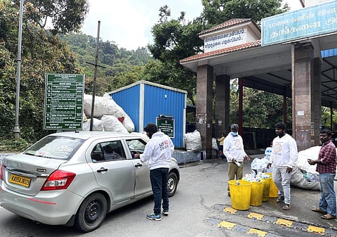 கொடைக்கானல் சுங்க சாவடியில் பாஸ்டேக், ‘க்யூர்ஆர் கோட்’ மூலம் புதிய வசூல் முறை அறிமுகம்