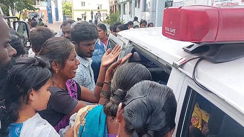 தருமபுரி | ஏரியில் மூழ்கி ஒரே குடும்பத்தைச் சேர்ந்த இரண்டு சிறுமிகள் உயிரிழப்பு