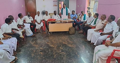 சிதம்பரத்தில் காவிரி படுகை பாதுகாப்பு கூட்டியக்கத்தின் கடலூர் மாவட்ட டெல்டா பகுதி விவசாயிகள் ஆலோசனைக் கூட்டம் நடைபெற்றது.