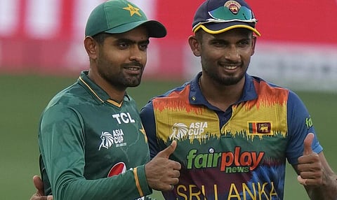 பாகிஸ்தான் மற்றும் இலங்கை அணியின் கேப்டன்கள்