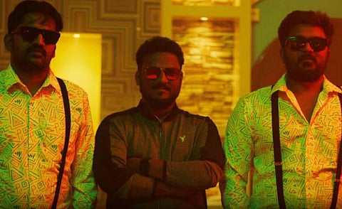 கருந்துளை பின்னணியில் முதல் இந்திய திரைப்படம்