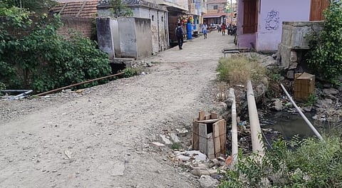 சிவகாசி மாநகராட்சியில் ஒப்பந்ததாரர்கள் பிரச்சினையால் டெண்டருக்கு முட்டுக்கட்டை: கிடப்பில் வளர்ச்சி பணிகள்