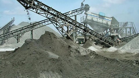 மணல் குவாரி அதிபர் வீடுகளில் அமலாக்கத் துறை சோதனை: ரூ.16 கோடி ஆவணம் பறிமுதல்